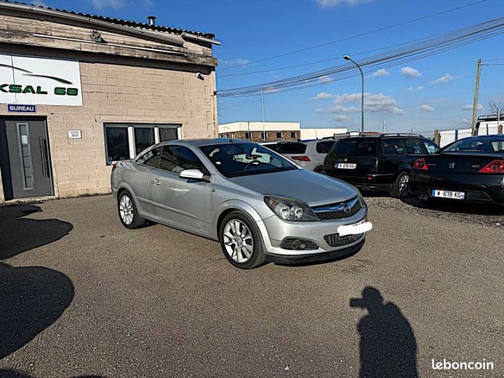 Opel Astra 1.9 CDTI150 COUPE CABRIOLET  - 3