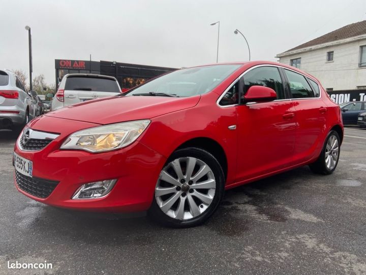 Opel Astra iv 1.4 turbo 120 cosmo Rouge - 2