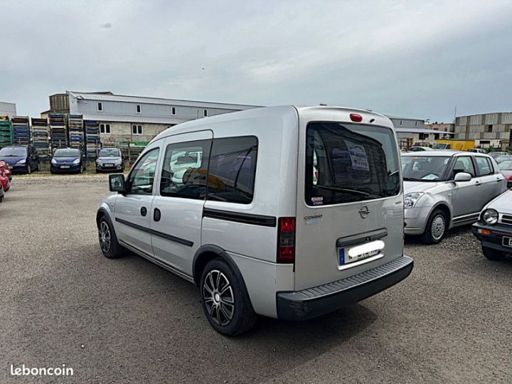 Opel Combo Tour 1.6 GNV COSMO ESSENCE  - 7