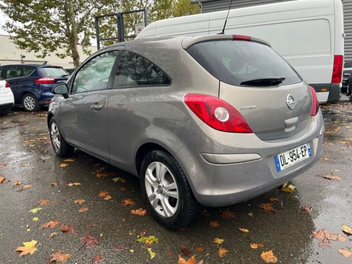 Opel Corsa 1.2 TWINPORT 85CH GRAPHITE 3P Gris C - 3