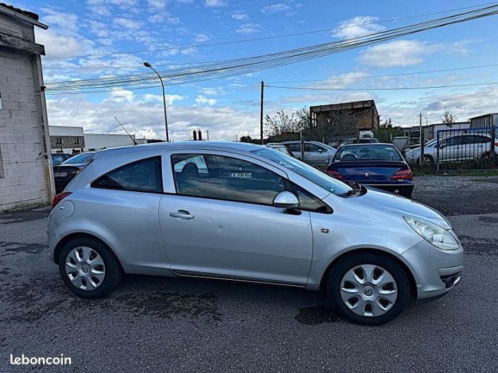 Opel Corsa 1.2 TWINPORT ENJOY 3P  - 4