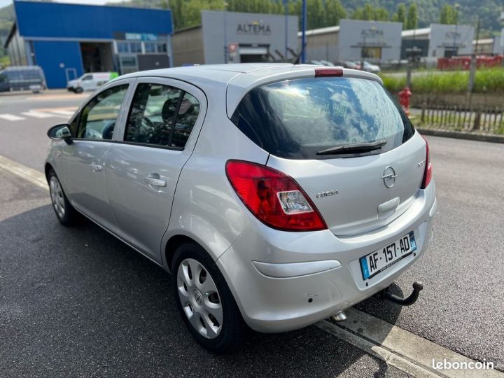 Opel Corsa 1.3 CDTi 75 Essentia 5P Gris - 2