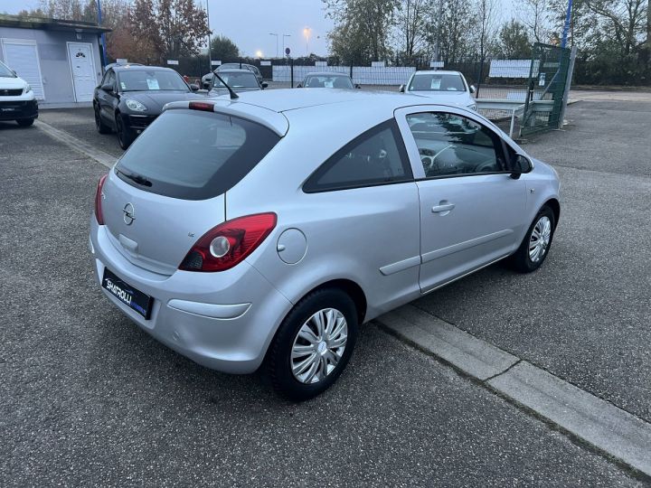 Opel Corsa IV 1.2 Twinport 80ch 5cv Clim Régulateur 82,000Kms 3Port+5Places GRIS - 3