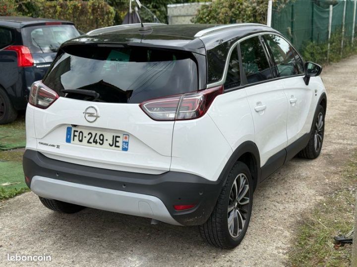 Opel Crossland X 110 BVA finition Ultimate Blanc - 3