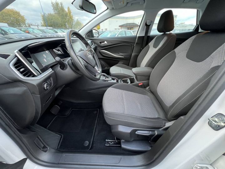 Opel Grandland X 130ch BVA8 1erMain GPS Caméra TVA20% Récupérable 19,000€ H.T. BLANC - 13