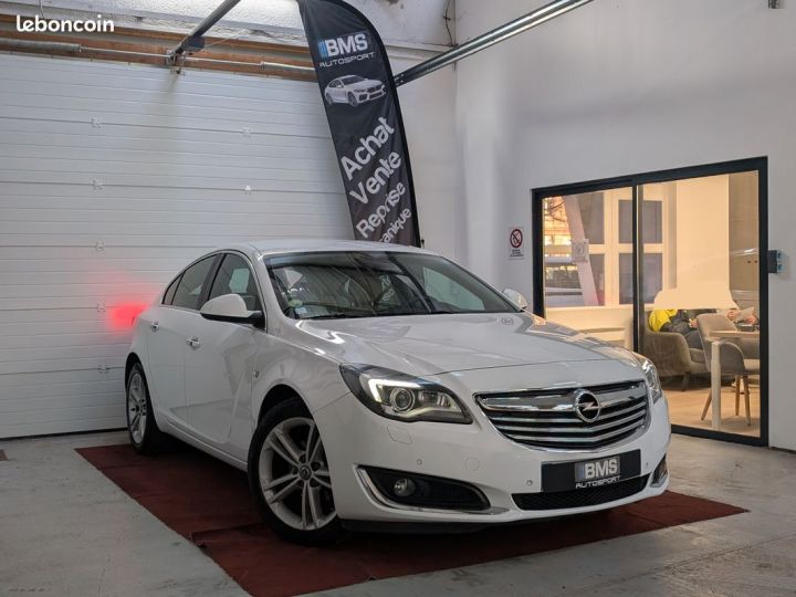 Opel Insignia 2.0 CDTI 140 Cosmo Pack phase 2 (cuir, gps, jantes 18, sièges chauffants ventilés...) Blanc - 1