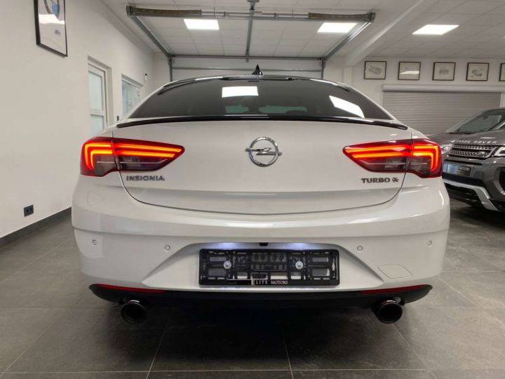 Opel Insignia OPC Grand Sport 2.0 Turbo 4x4 Innovation 1erMAIN Blanc Métallisé - 5