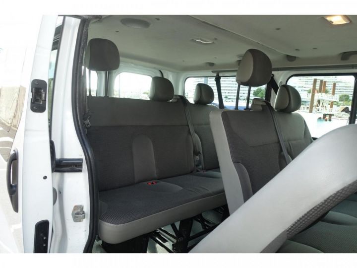 Opel Vivaro COMBI 2.0 CDTI - 115 - EcoFlex - S&S Tour Cosmo L1H1 9 Places Blanc - 12