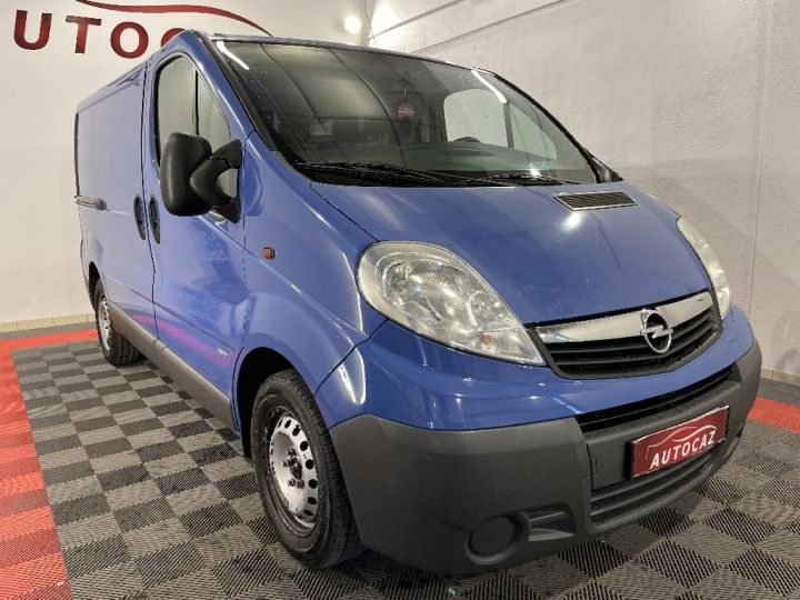 Opel Vivaro FOURGON 2.0 CDTI 115 PACK CLIM Bleu - 4