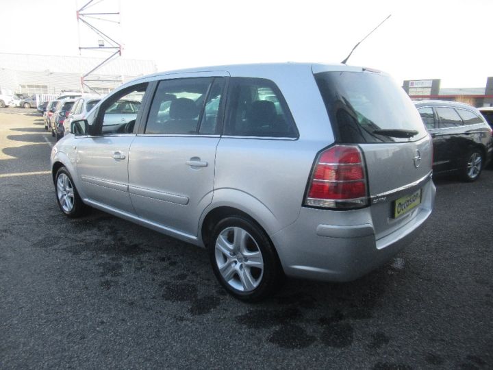 Opel Zafira 1.9 CDTI - 100 ch FAP Enjoy Gris Clair - 6