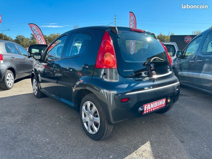 Peugeot 107 1.0 12V 68Ch Filou Boite Automatique Gris - 5