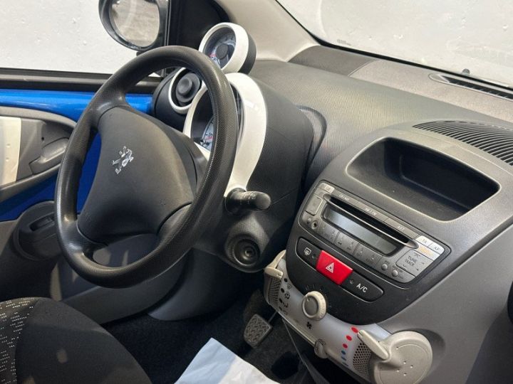 Peugeot 107 1.0 12V URBAN MOVE 5P Bleu - 9