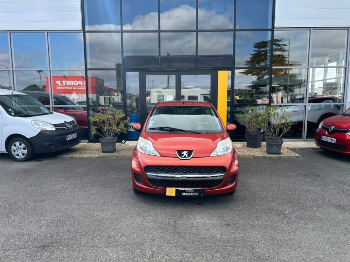 Peugeot 107 1.0e 12V 68ch BLUE LION Urban Orange - 2