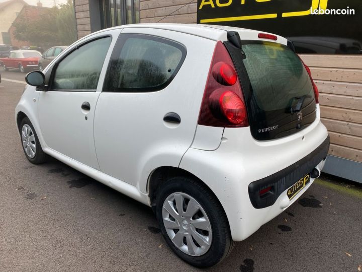 Peugeot 107 (2) 1.0 12v 68 access 5p Blanc - 2