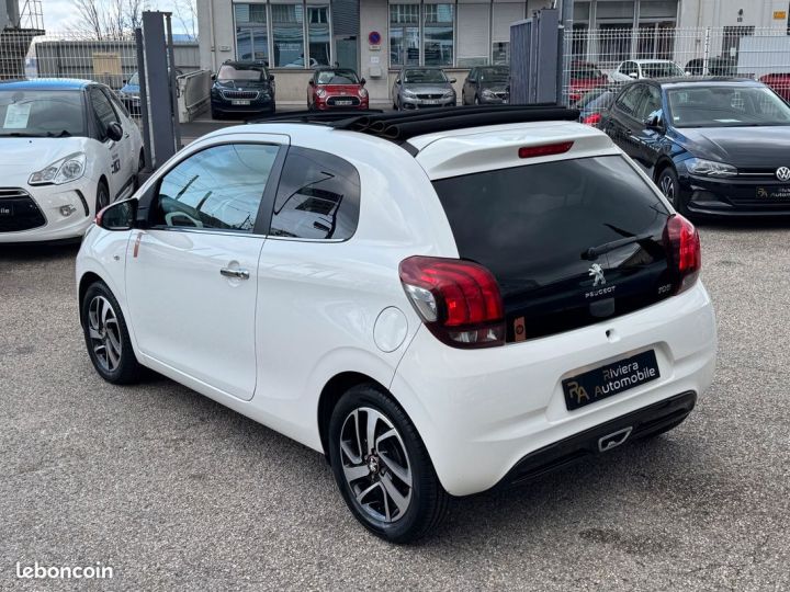 Peugeot 108 1.2 VTI 82 Cv Roland Garros Toit Ouvrant-Caméra De Recul-Gps-Démarrage Sans Clé Blanc - 3