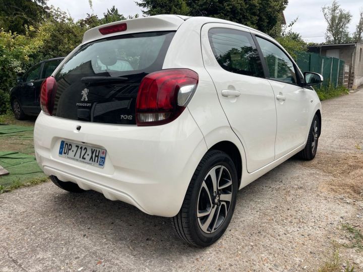 Peugeot 108 5 Portes 1.2 VTi 82 cv Blanc - 3