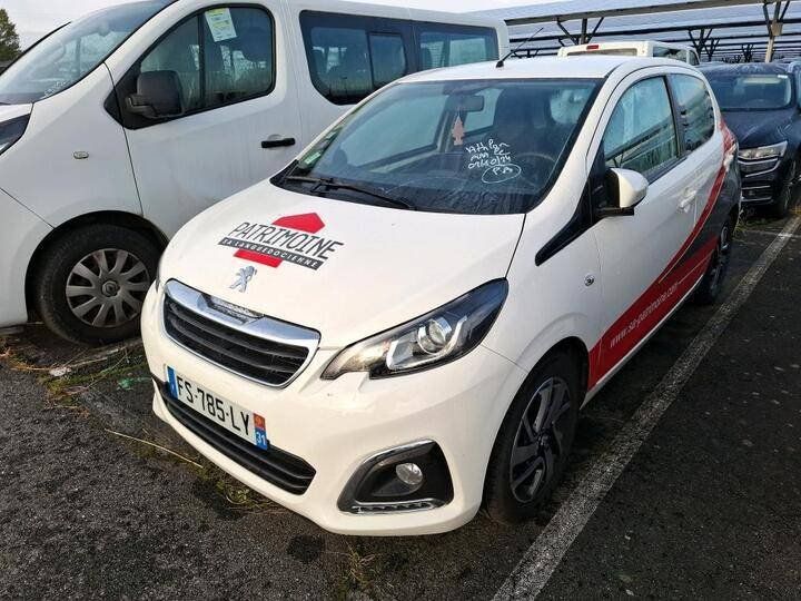 Peugeot 108 VTi 72 Allure S&S 5p BLANC - 2