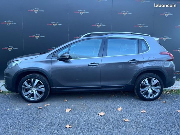 Peugeot 2008 1.2 110ch ALLURE BV6 Gris - 7