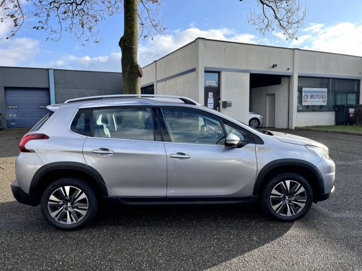 Peugeot 2008 1.2 PureTech 110ch Active GRIS - 8