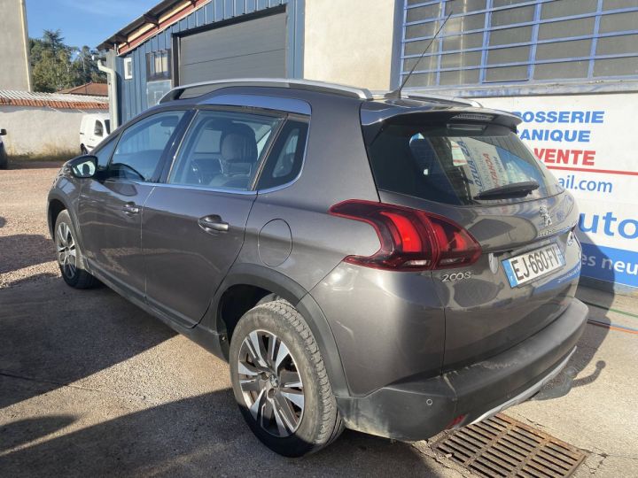 Peugeot 2008 1.2 PureTech 110ch Allure S&S GRIS FONCE - 4