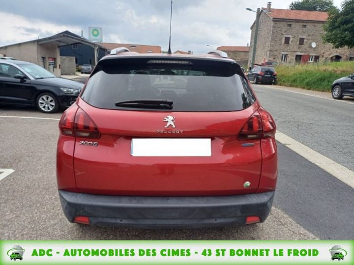 Peugeot 2008 1.2 PURETECH 110CH CROSSWAY + GRIPP CONTROL Rouge - 4