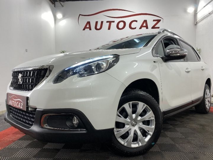 Peugeot 2008 1.2 PureTech 82ch Style 47000KM+2017 Blanc - 2