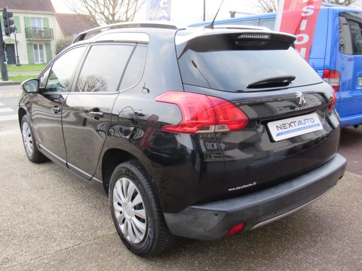 Peugeot 2008 1.2 PURETECH STYLE 82CH Noir - 3