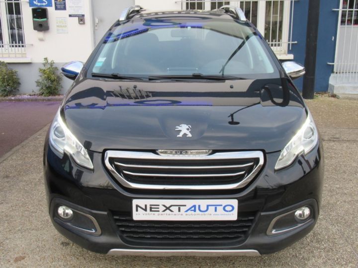 Peugeot 2008 1.2 PURETECH STYLE 82CH Noir - 6