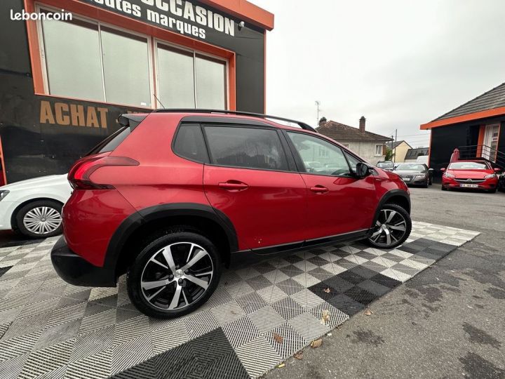 Peugeot 2008 1.5 BLUEHDI 100CH E6.C GT LINE Rouge - 9