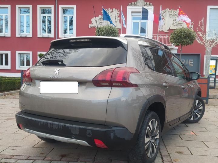 Peugeot 2008 1.6 bluehdi 100 allure Autre - 4