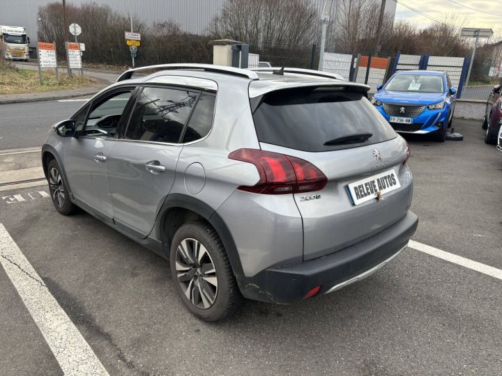 Peugeot 2008 1.6 BlueHDi 100ch Allure GRIS - 4