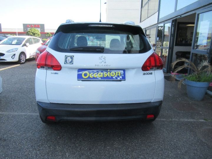 Peugeot 2008 1.6 BlueHDi 100ch BVM5 Active Blanche - 5