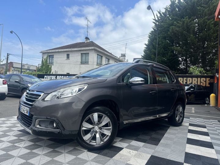 Peugeot 2008 1.6 VTI ALLURE Gris - 1