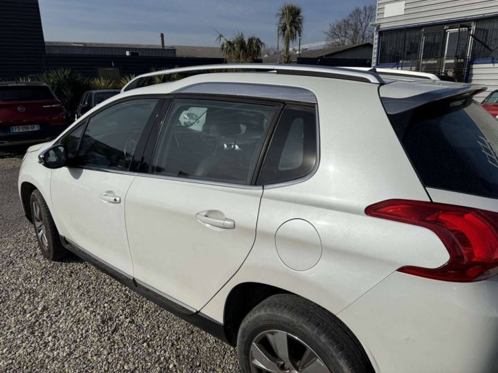 Peugeot 2008 1.6 VTi Allure BVA BLANC - 3