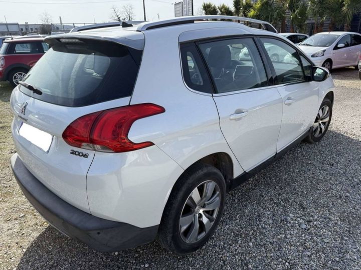 Peugeot 2008 1.6 VTi Allure BVA BLANC - 4