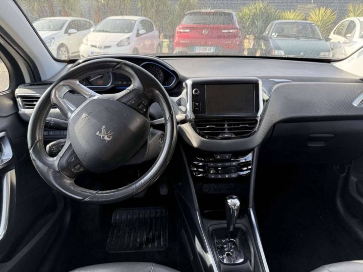 Peugeot 2008 1.6 VTi Allure BVA BLANC - 9