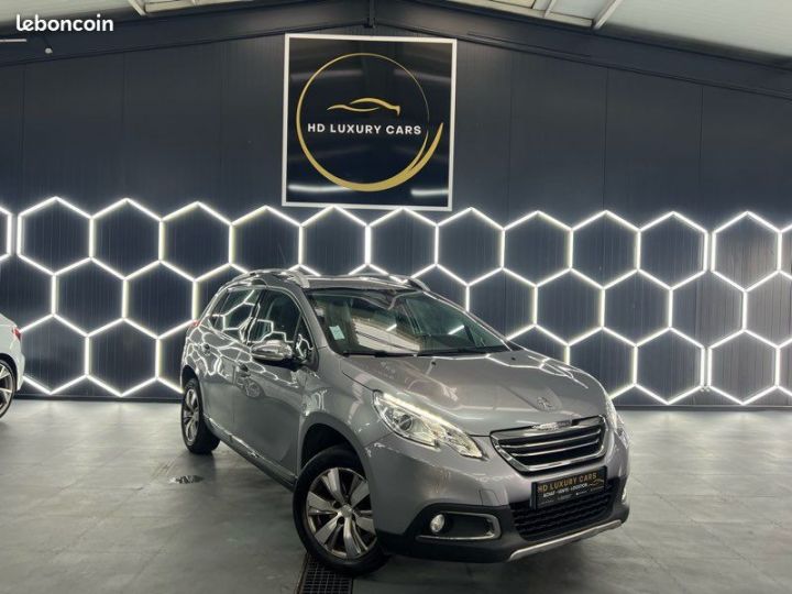 Peugeot 2008 1.6L BlueHDI Allure Gris - 1