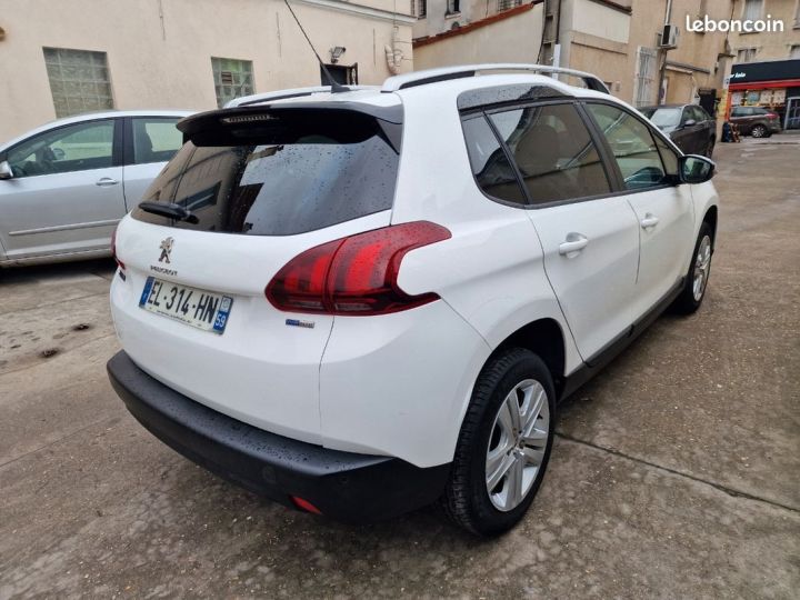 Peugeot 2008 essence 82ch style 82000km garantie 12-mois Blanc - 3