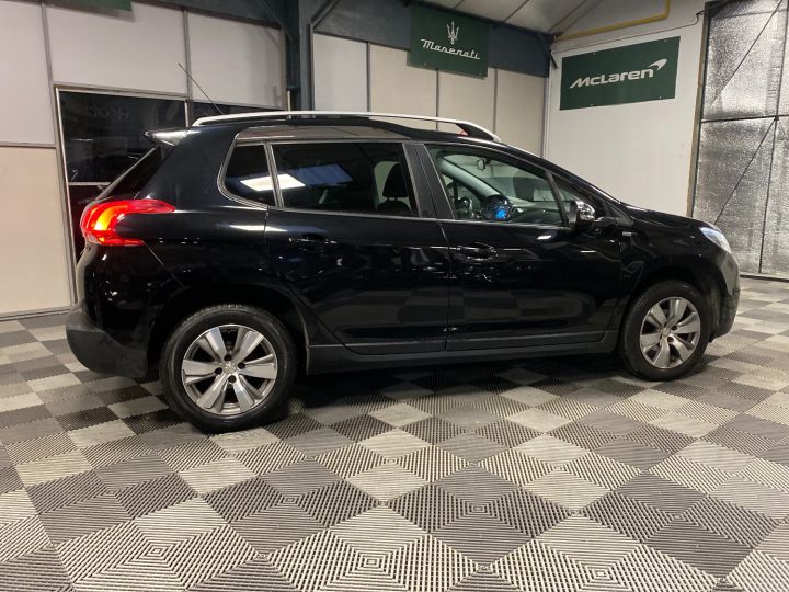 Peugeot 2008 I (CU_) 1.2 VTi (82Cv) Noir - 4