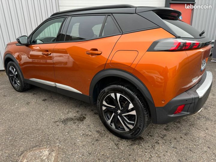 Peugeot 2008 II 1.2 Puretech 130 GT Line Orange - 3