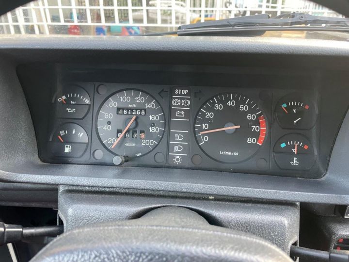 Peugeot 205 GTI 105 Blanche - 14