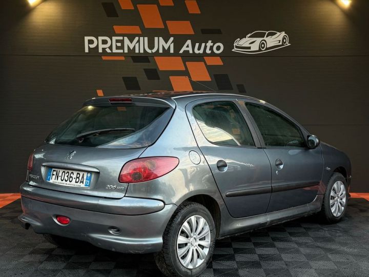 Peugeot 206 1.4 HDi 70 Cv Climatisation Automatique 5 Portes Ct Ok 2026 Gris - 3