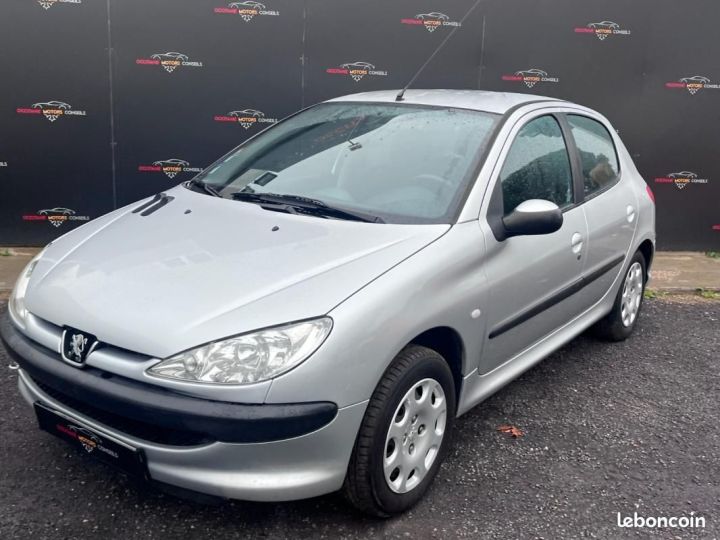 Peugeot 206 1.4 HDI 70ch Pop Art Clim Gris - 1