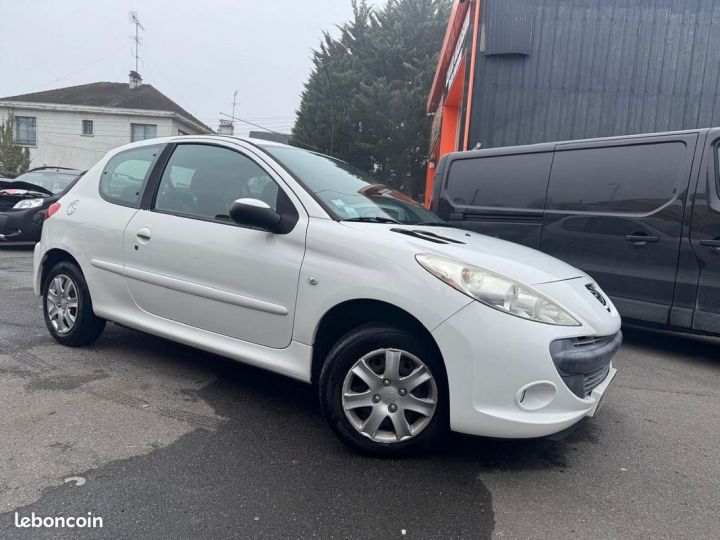 Peugeot 206 + 1.4 TRENDY 3P Blanc - 1