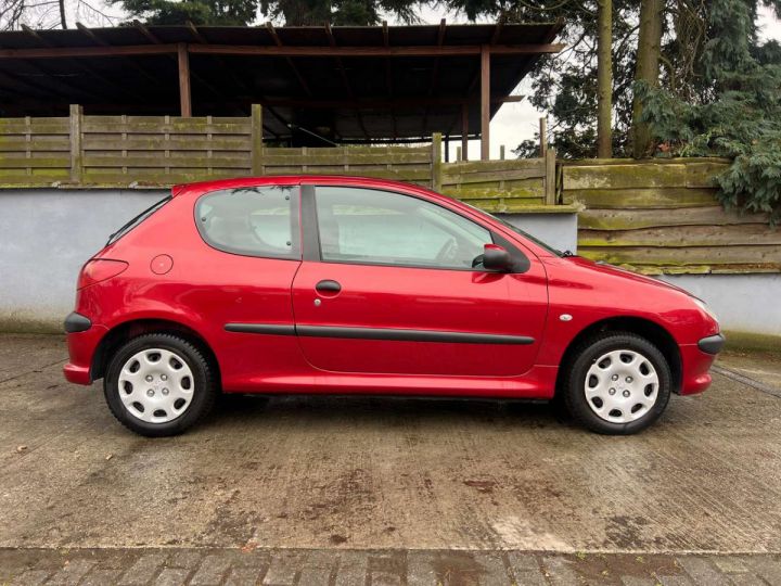 Peugeot 206 1.4i Trendy Rouge Métallisé - 2