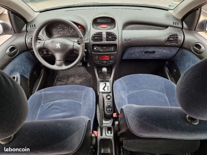 Peugeot 206 boite automatique 1.4 essence 75ch Autre - 4