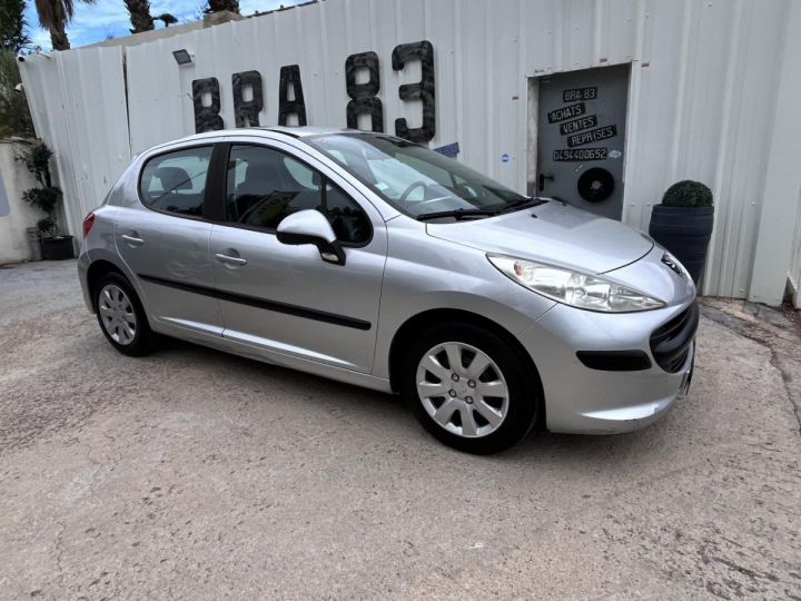 Peugeot 207 1.4 HDi BERLINE Style PHASE 1 GRIS CLAIR - 1