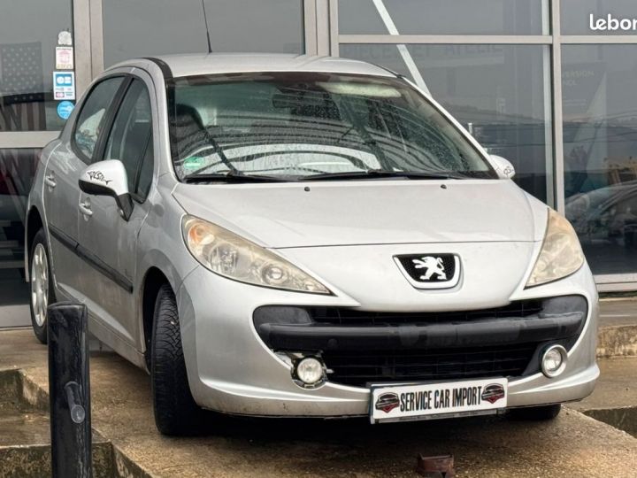 Peugeot 207 1.4 VTi 16v 95ch Pack Gris - 2