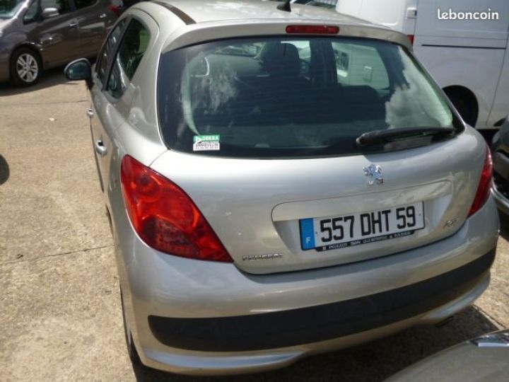 Peugeot 207 1.6 HDI 90 Style Beige - 3