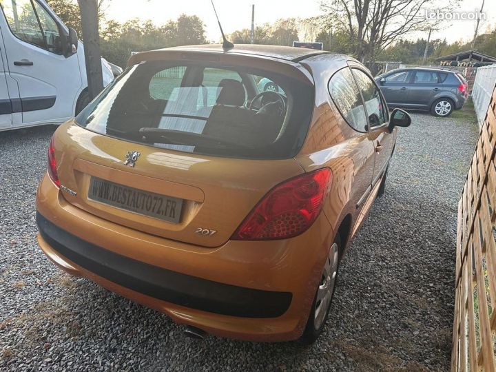 Peugeot 207 1.6 HDi 90CH Trendy Autre - 2